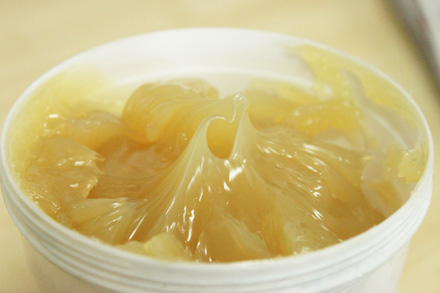 潤(rùn)滑脂廠家告訴你潤(rùn)滑脂開(kāi)封后該如何存放！